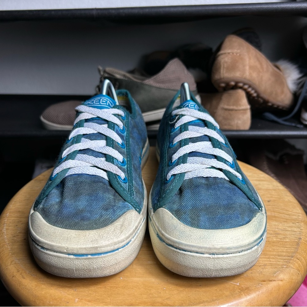 Keen Elsa blue tie dye lace sneakers - Picture 2 of 8